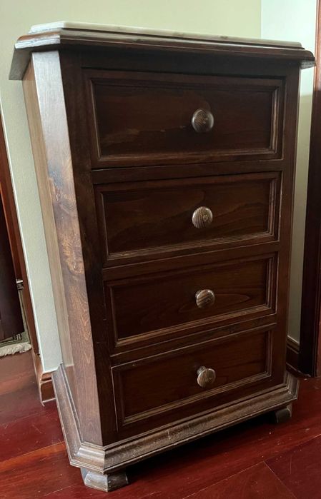 Lote de móveis vários