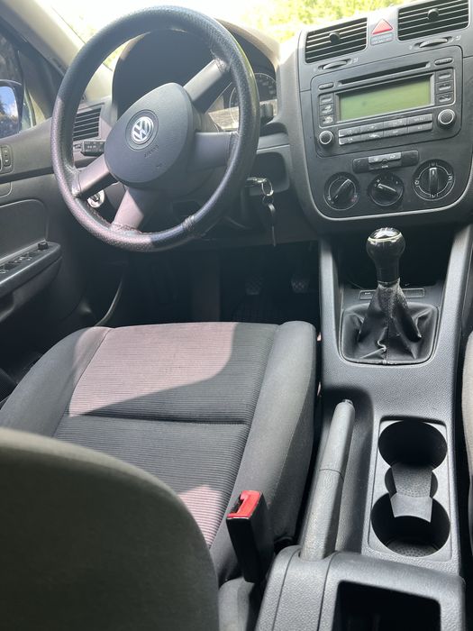 Volkswagen Golf V  2005 рік 1.9 tdi Нерозмитнений