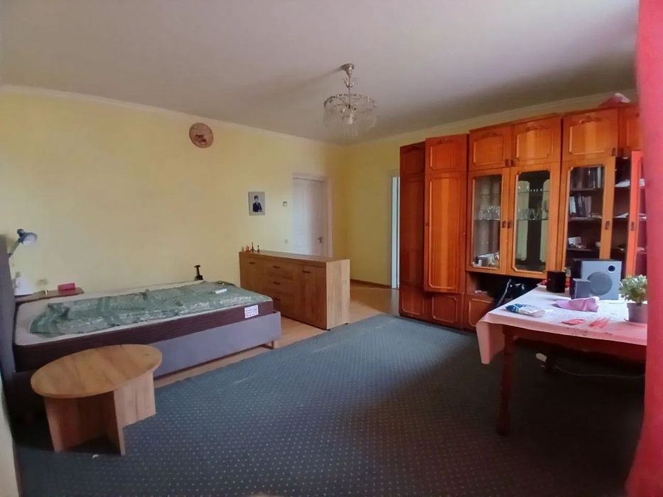 Продам Цегляний будинок 105,7 м² + 25 соток землі + гараж | Самбірський район, с. Мала Озимина