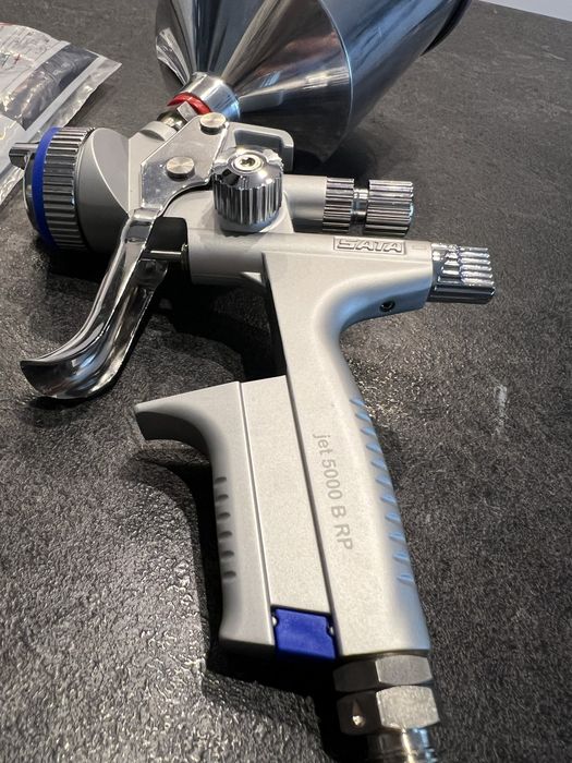 NOWY pistolet lakierniczy SATA SATAjet 5000 B RP 2.5 +1.3 .
