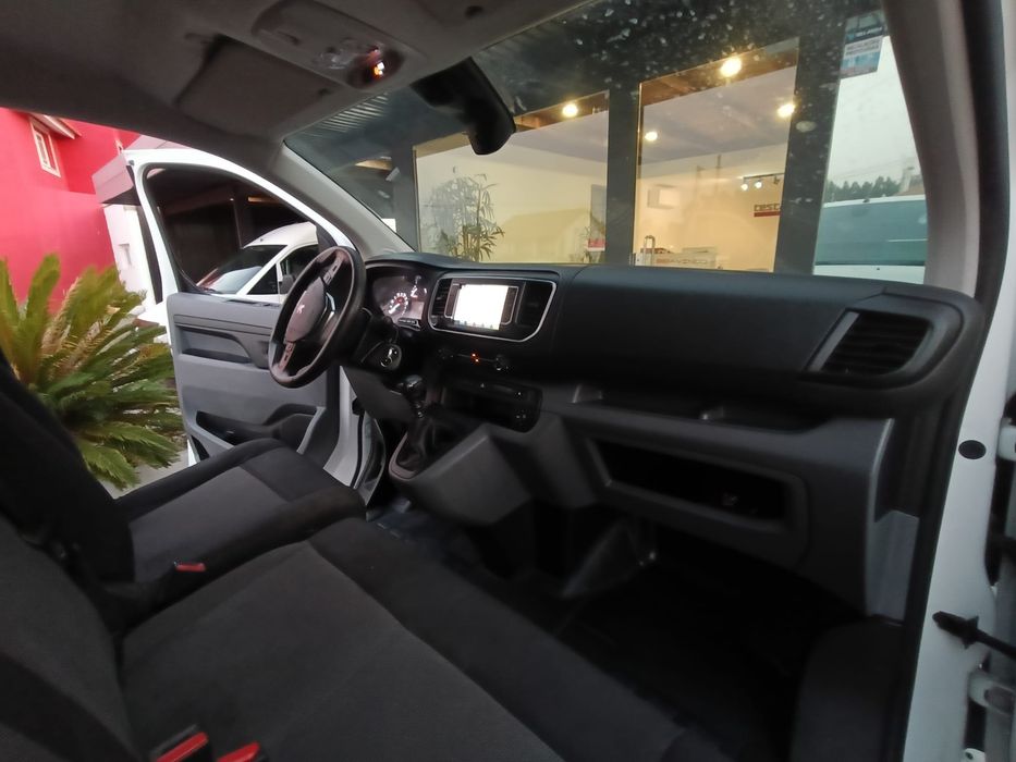 Peugeot Expert 24.500 KMS 1.5-Hdi 3-lugares