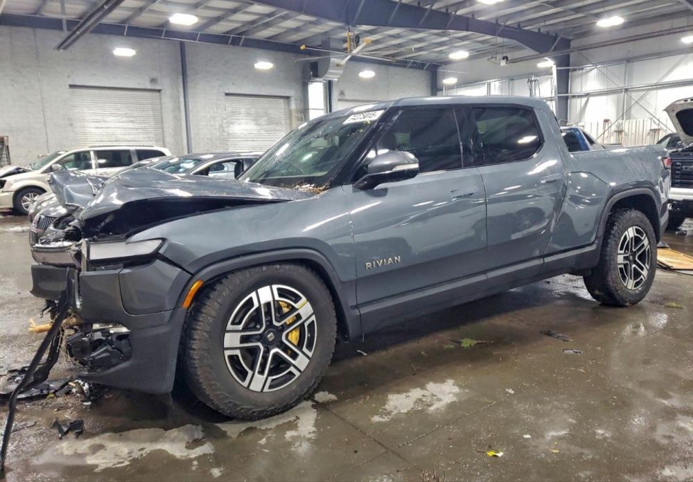 Rivian Шрот Розборка Розбірка  Rivian на запчастини