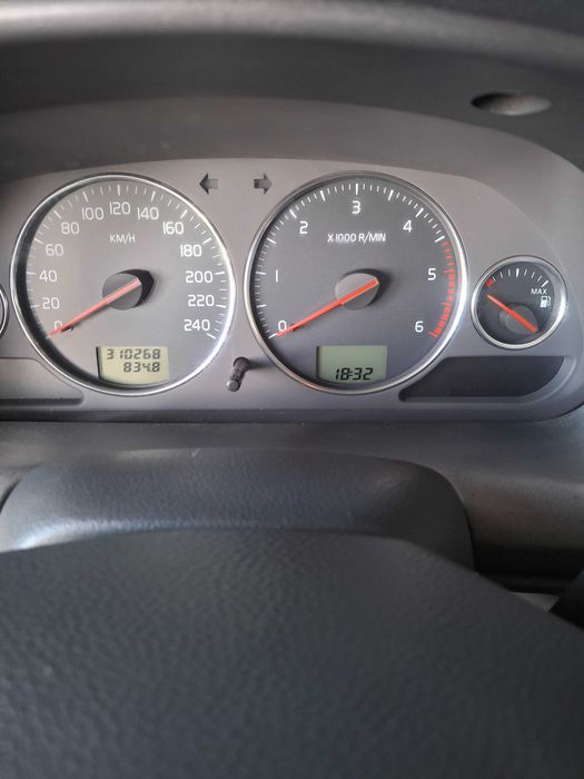 VOLVO V40 1.9 Diesel 115kM