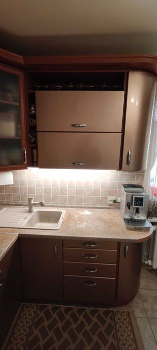 Меблі для кухні в гарному стані