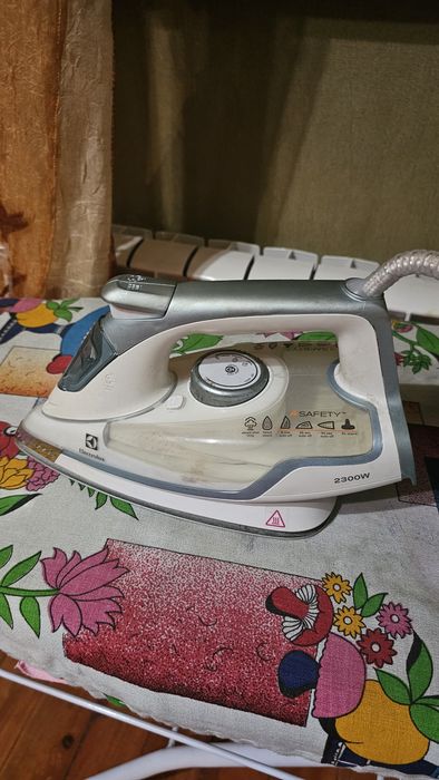 Утюг Electrolux в хорошем состоянии