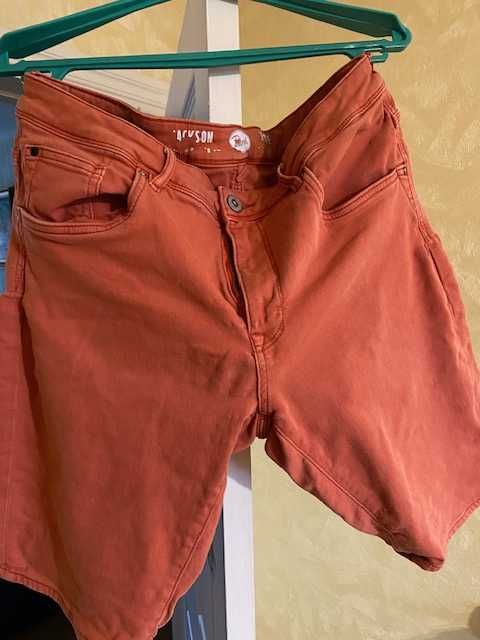 Джинсова куртка - XL, шорти - XL, 2XL.