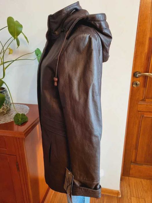 Męska skórzana kurtka ocieplana brązowa zimowa z kapturem rozmiar M