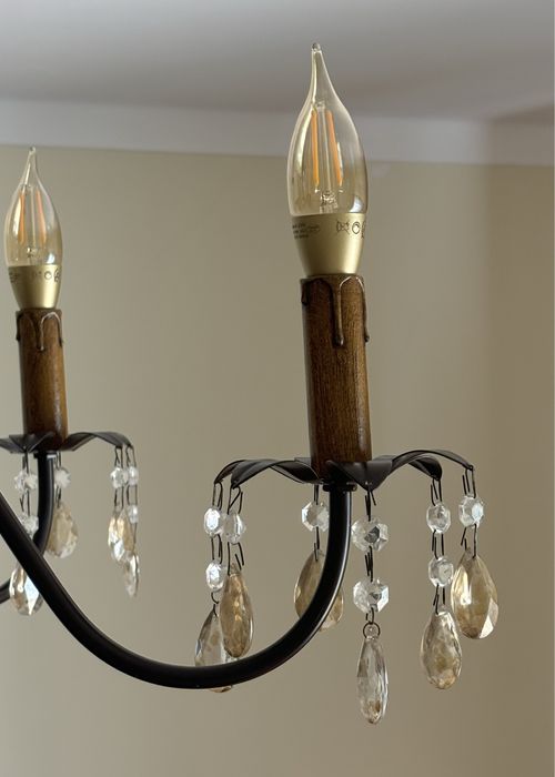 Candeeiro de teto em ferro com pendentes de vidro — estilo vintage
