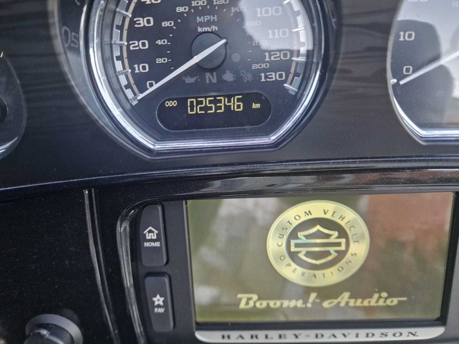 Harley Davidson Street Glide CVO