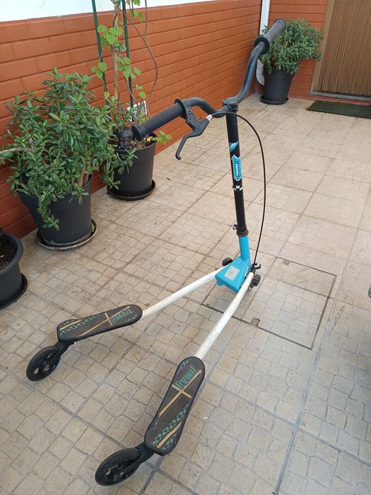 Trotinetes em bom estado