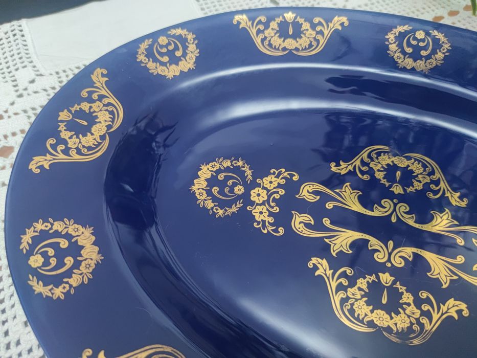 Travessa decorativa Fiorente “Classic” – porcelana azul cobalto