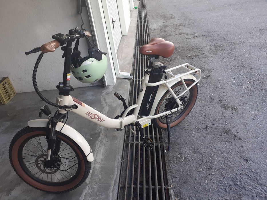 Bicicleta eléctrica, dobrável, de excelente qualidade