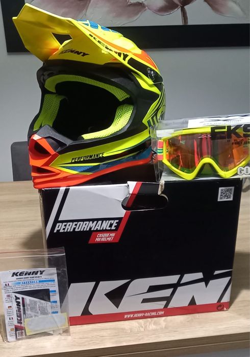 Capacete kenny e oculos