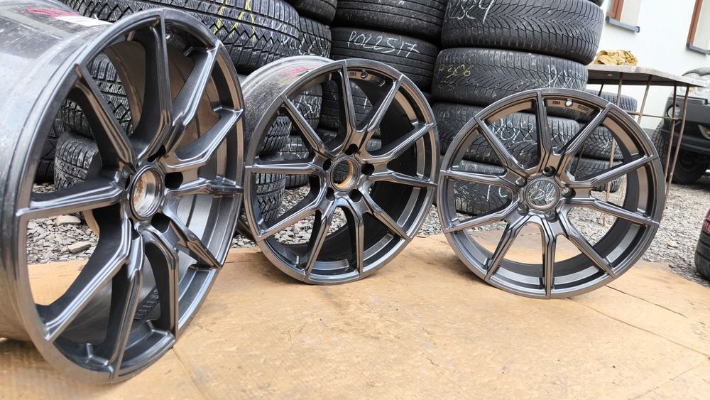 Felgi 3 sztuki  V1 Wheels 19 cali 8,5J 5x120 ET35