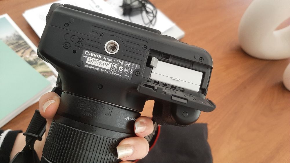 Máquina 600D + lente 18-55mm