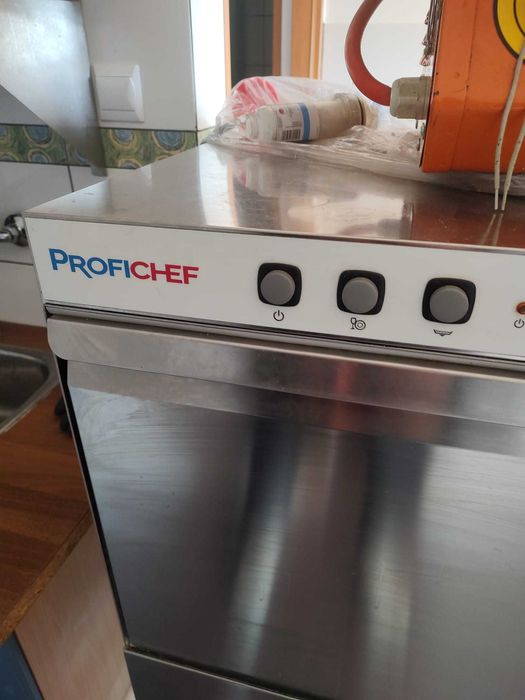 Zmywarka gastronomiczna ProfiChef PCZ-01050 z podstawą 230V