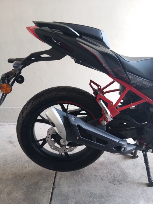 Benelli BN 125 como nova 2023