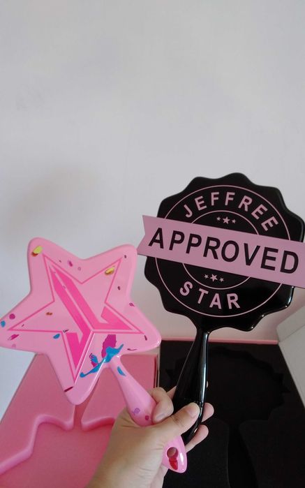 Espelhos maquilhagem marca JEFFREE STAR