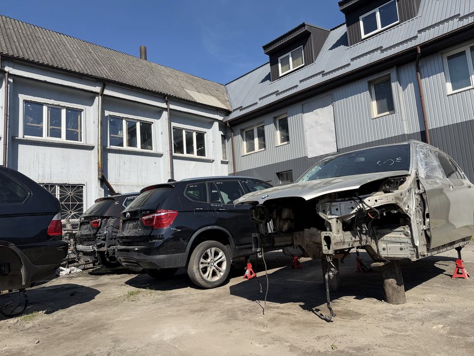 Розборка BMW E61 E60 E53 E70 F15 F10 капот БМВ Е60 Разборка Запчастини