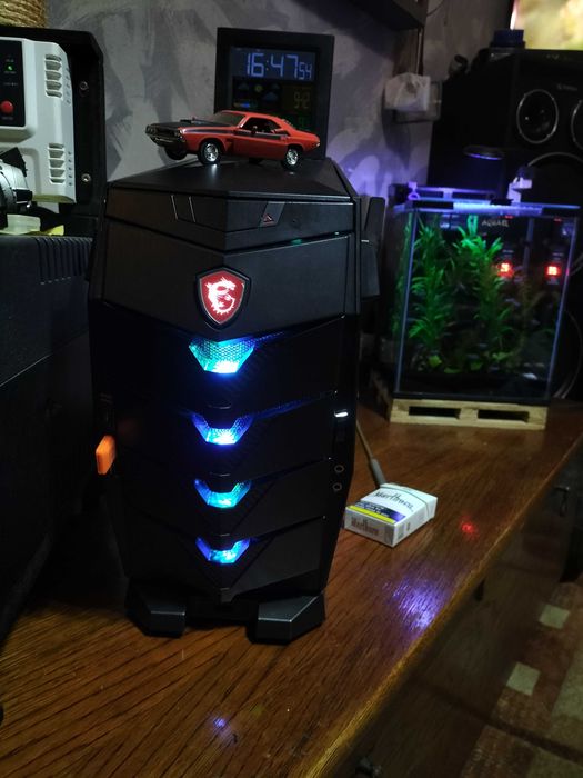 Komputer MSI AEGIS 3 intel i7 ram 16gb karta graficzna 6gb Win.10