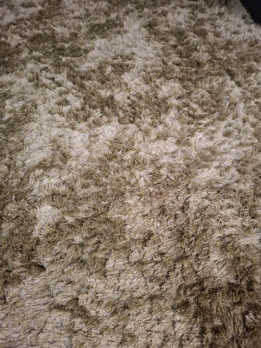 Tapete / carpete 200 por 300 cm