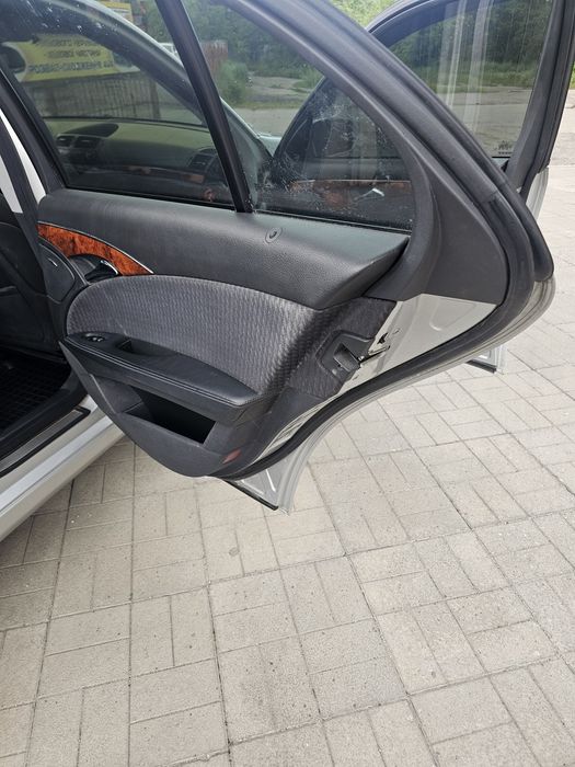 Легковые автомобили