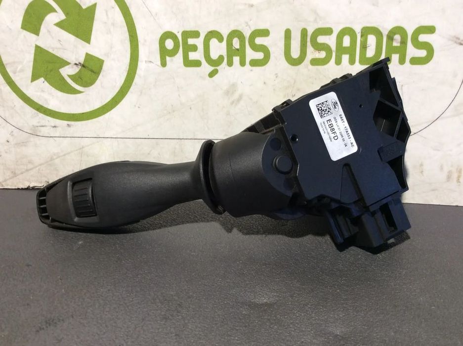 Comando Limpa Vidros Ford Fiesta  8A6T17A553AC