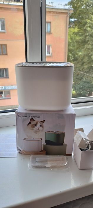 Фонтан-поїлка для Кішок і Собак 3л.