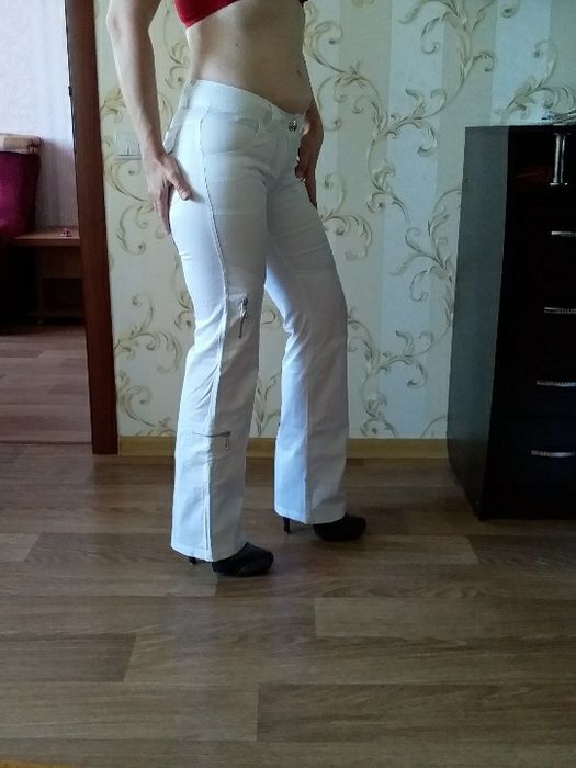 Штаны белые(2шт.)