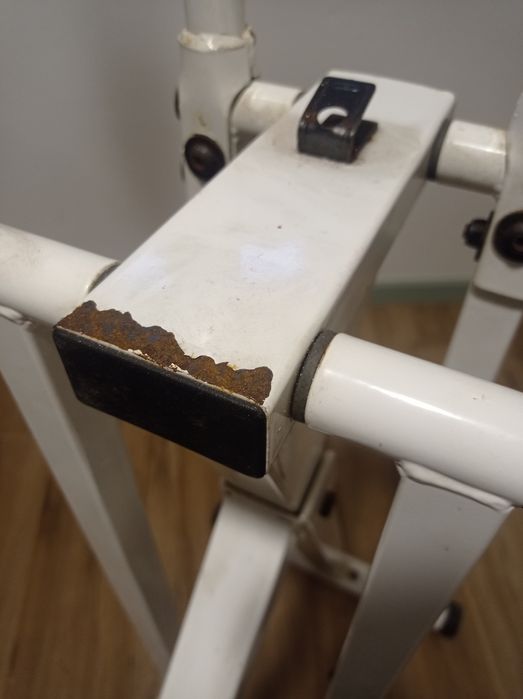 Basic White Elliptical Machine440987578710763522