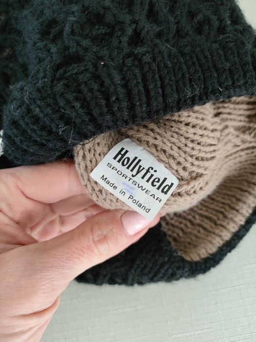 Ciepła czapka wełniana jak nowa