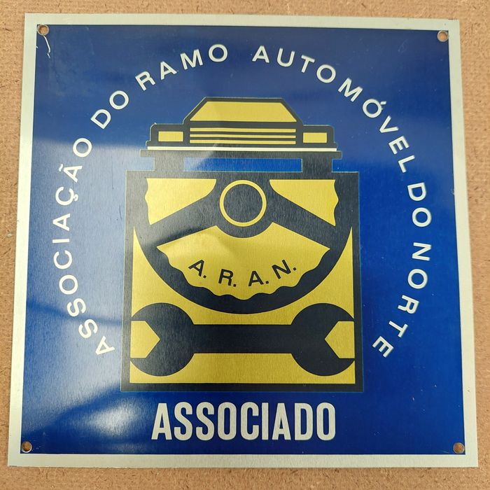 Placa de Associado 
Da Associação do Ramo Automóvel do Norte