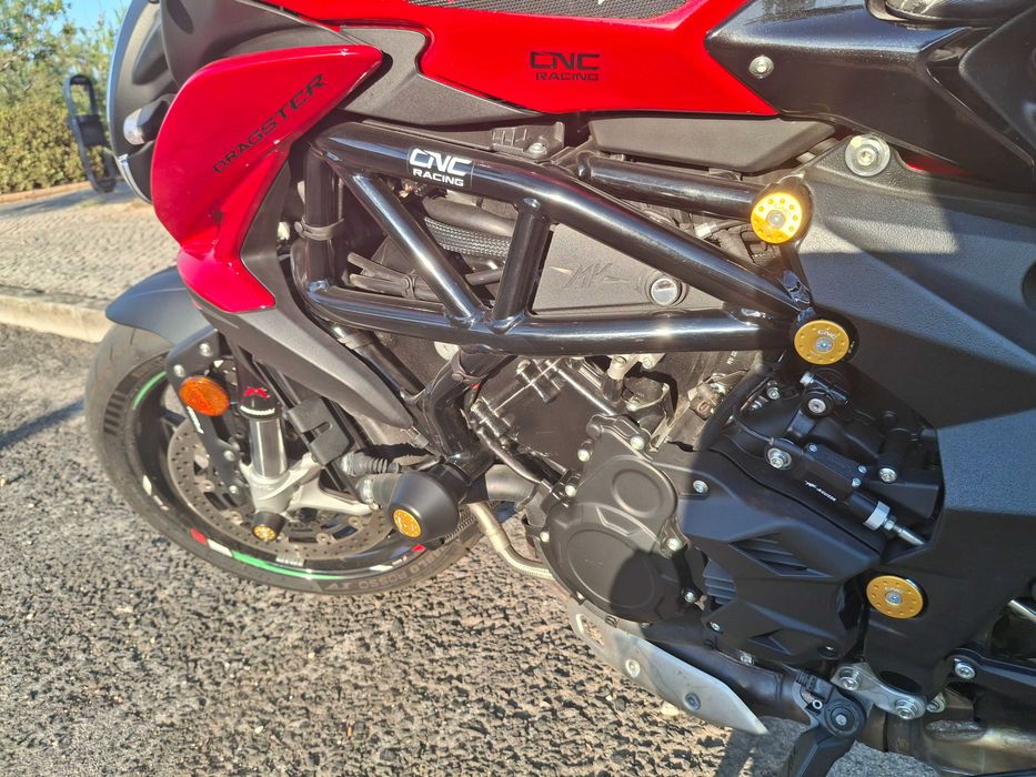 MV Agusta Dragster 800 R "Rosso" (2025) – Impecável & Exclusiva