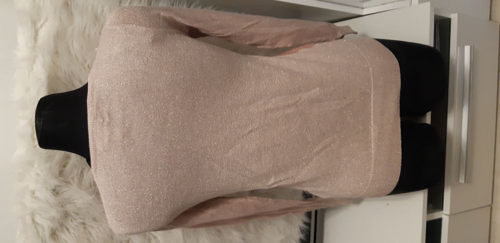 Sweterek bluzeczka pudrowy róż z cekinami h&m 36 s