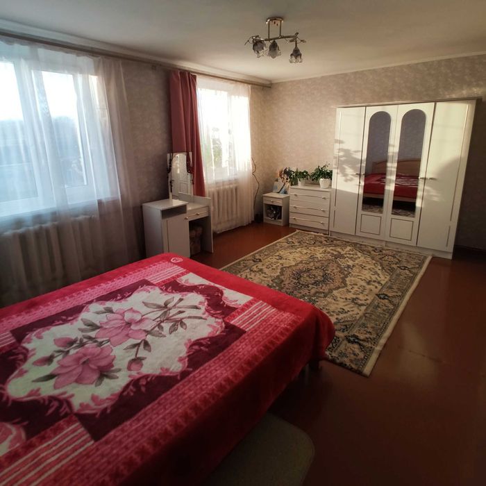 Продаж будинку у місті Ромни