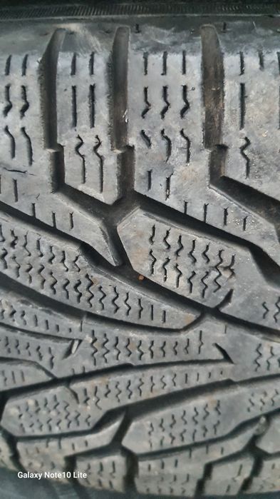 Продам комплект колёс  5 114.3 r16 205 65 Цена за штуку.