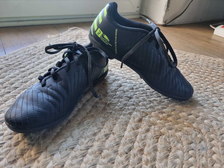 Korki, buty do piłki nożnej rozmiar 35