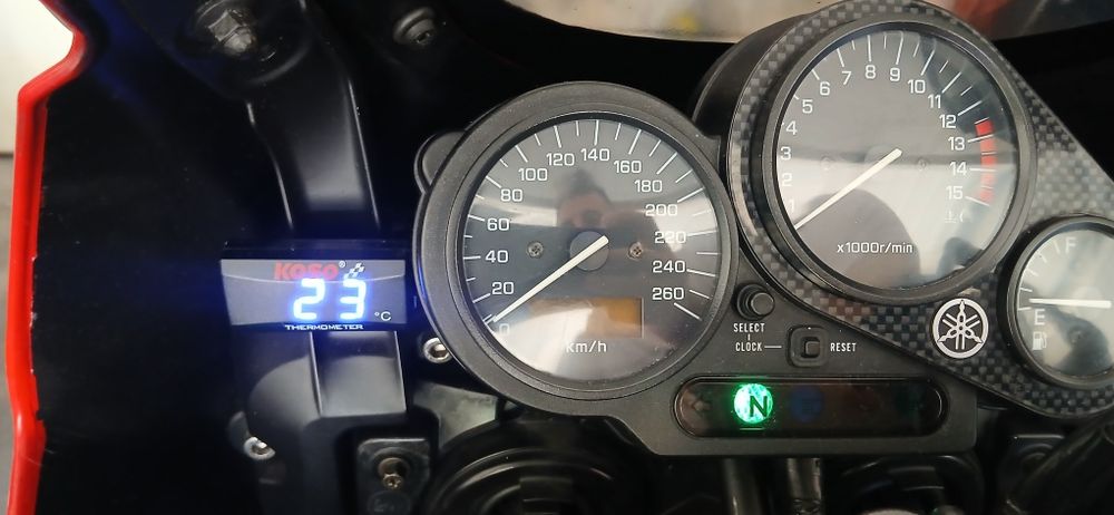 Yamaha FZS 600 (FAZER)