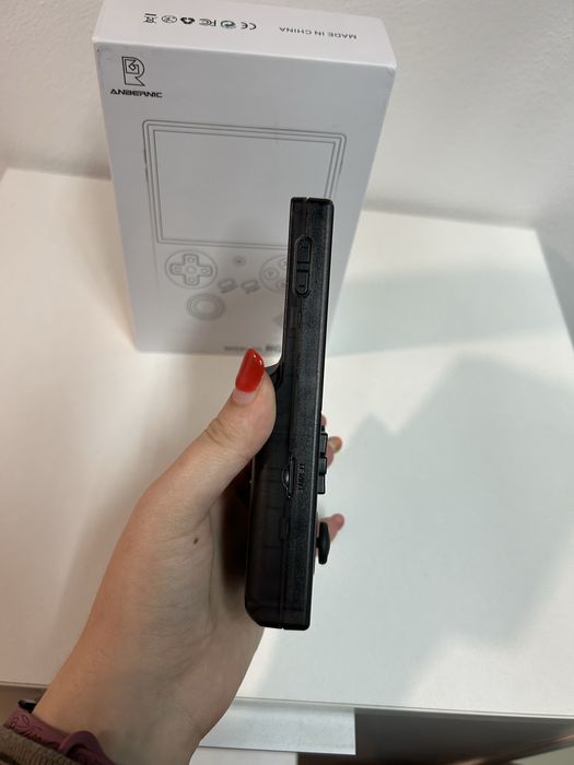 Consola Anbernic RG40XX V Preta Nova