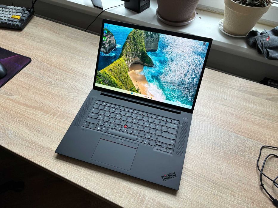 2024p. Lenovo ThinkPad P1 Gen5  Intel® і7 _1000gb SSD_ 4K дисплей_ 32gb DDR5_ Nvidia_ 97% Батарея