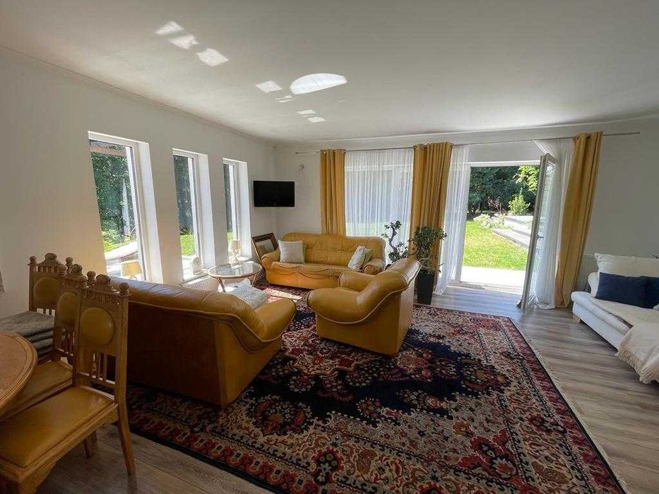 Na sprzedaż dwa Piękne domy parterowe z ogromną działką 1.3h