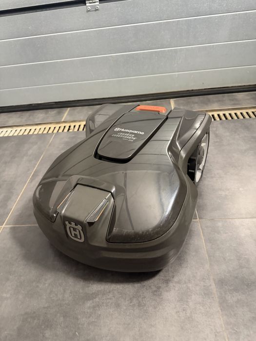 HUSQVARNA AUTOMOWER® 315 Mark II