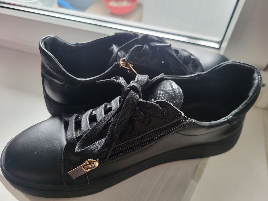 Шкіряні туфлі черевики 39 р