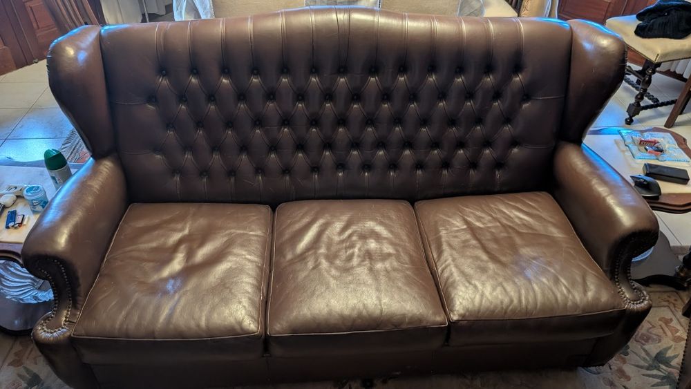 Conjunto sofá + 2 cadeirões+ 2 pousa pés