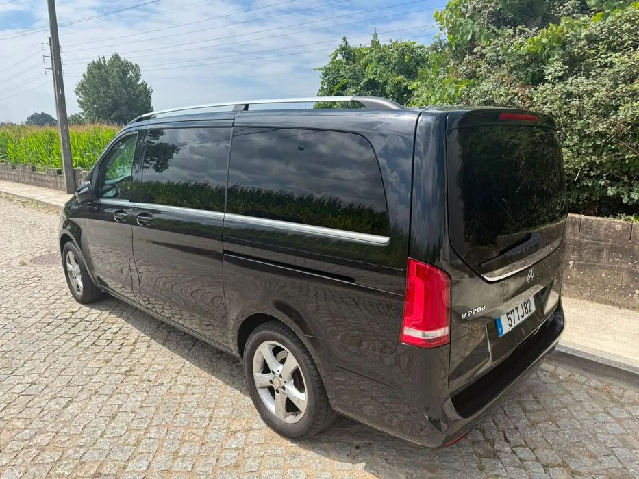 Mercedes-Benz V 220 CDI Longo Avantgarde Aut.