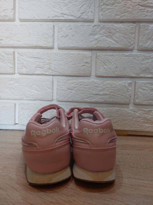 Buty dziewczęce  Reebok 34 holo. Jak nowe