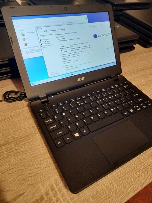 Acer travelmate B116 séries  (34 portáteis)
