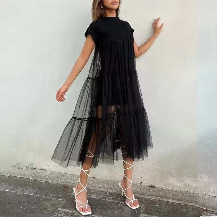 Елегантна сукня-футболка від TWOTWINSTYLE Patchwork Mesh
