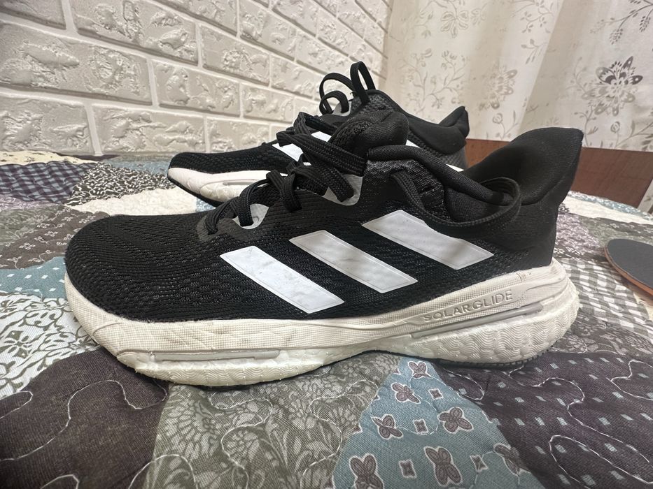 Кросівки adidas 38 розмір