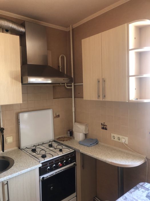 здам кваритру подобово в центрі міста